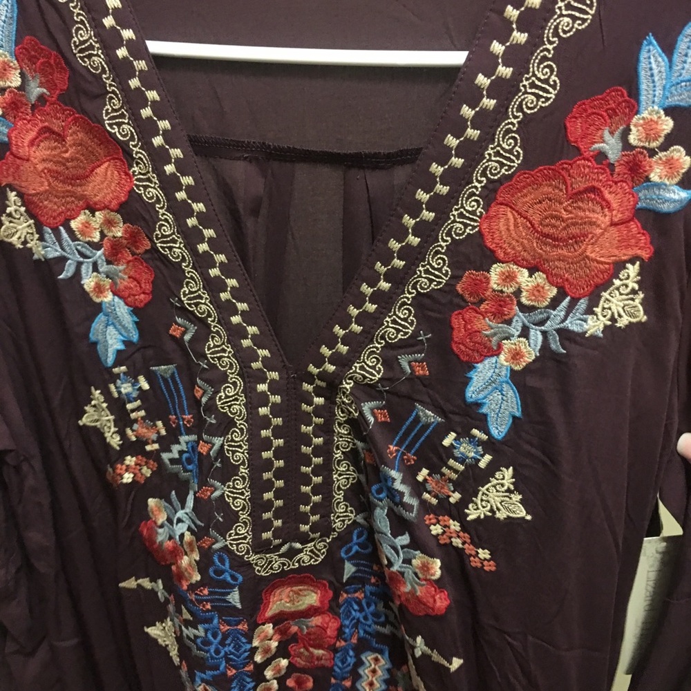 Lizard Thicket long sleeve NTW embroidered top